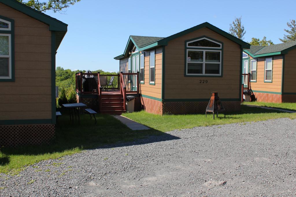Motel Et Camping Etchemin Lévis Eksteriør billede